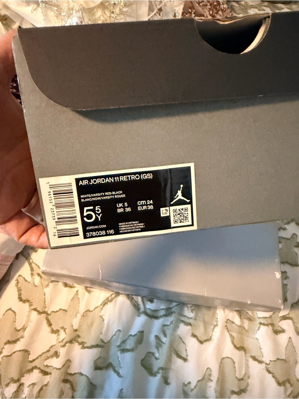 Air Jordan 11 Retro Cherry/White - Picture 3 of 4